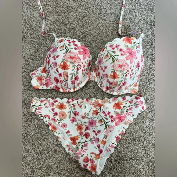 Floral Bikini Set H&M - Picture 1 of 5